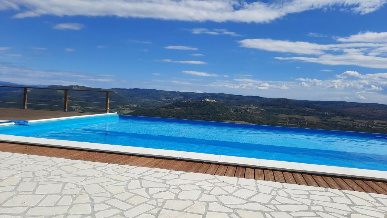 Villa San Silvestro Oprtalj Exteriör bild