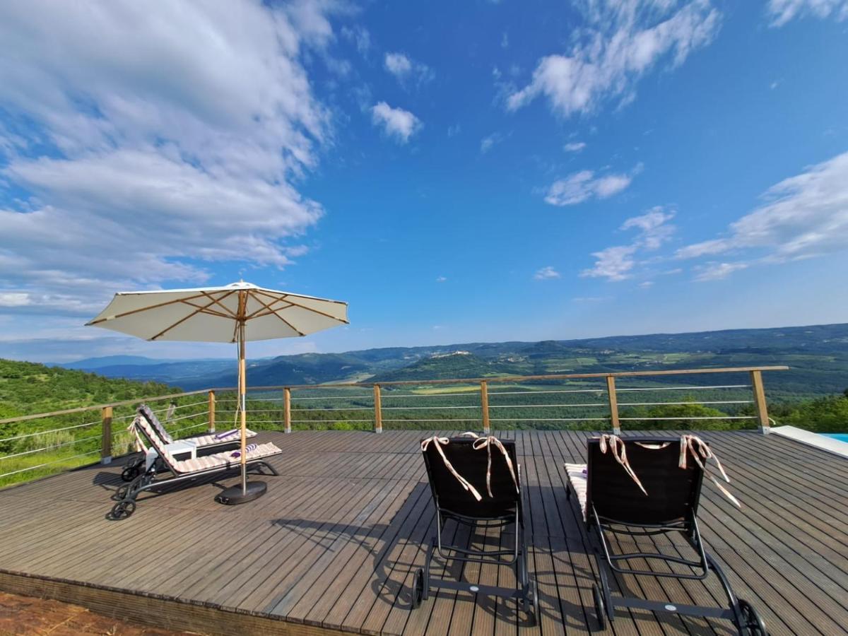 Villa San Silvestro Oprtalj Exteriör bild