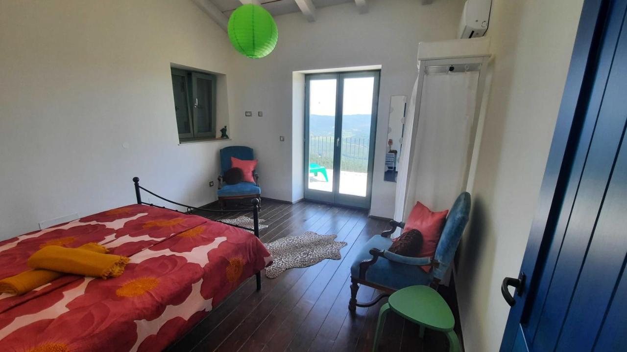 Villa San Silvestro Oprtalj Exteriör bild